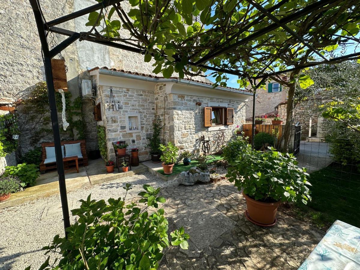 Casa Borgo Hotel Бале Екстериор снимка