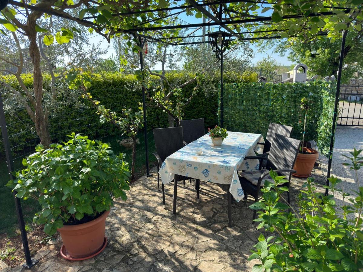 Casa Borgo Hotel Бале Екстериор снимка
